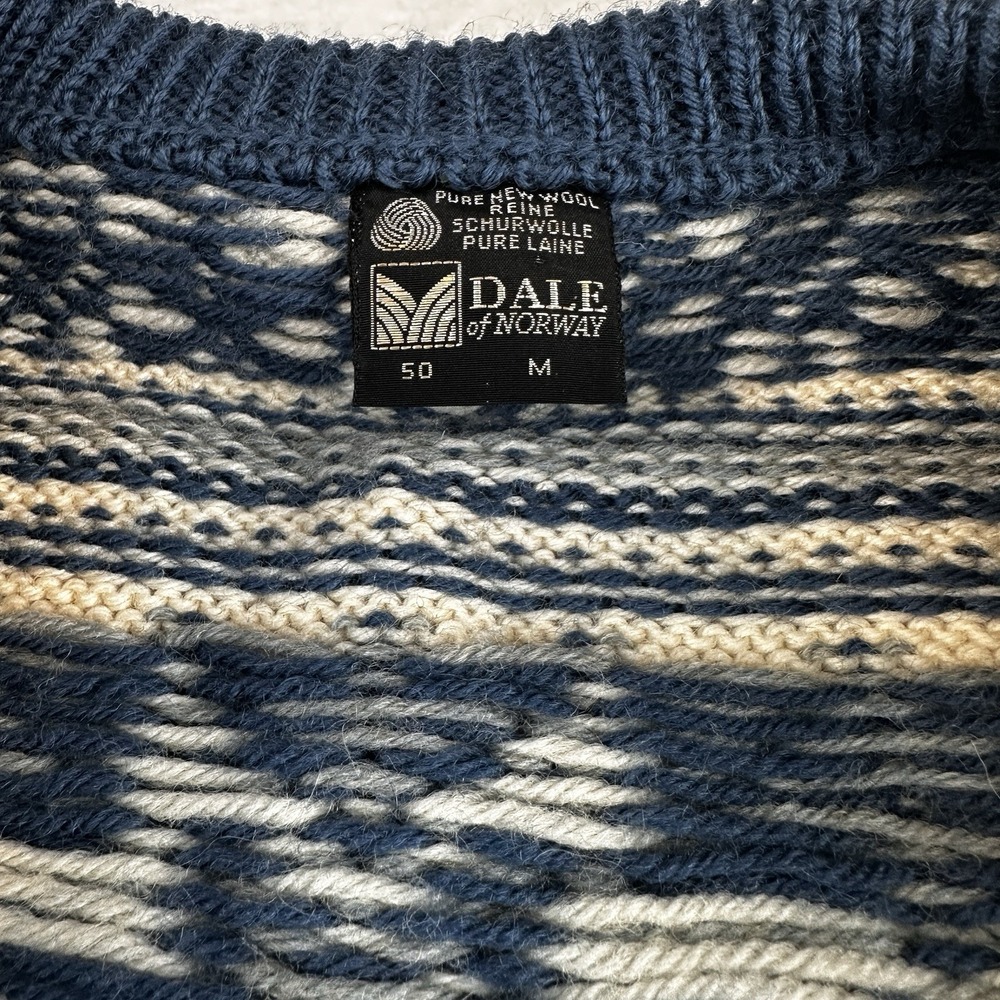 Vintage Dale of Norway Wool Cardigan Womens M Blue Fair Isle Nordic Pewter Clasp - Picture 5 of 8